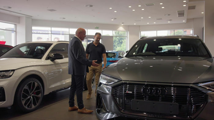 Een elektrische auto en een zonnestroominstallatie: een duidelijk verkoopargument